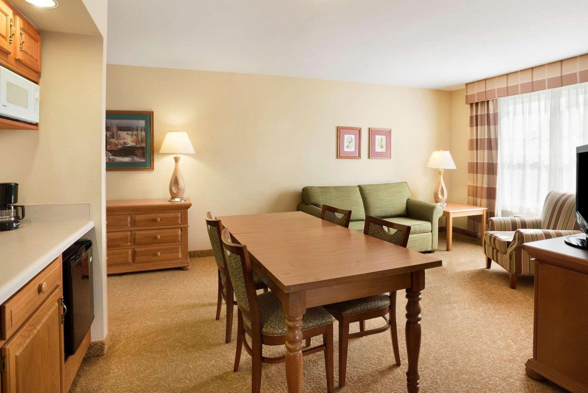 Country Inn & Suites By Radisson, Beckley, Wv ภายนอก รูปภาพ