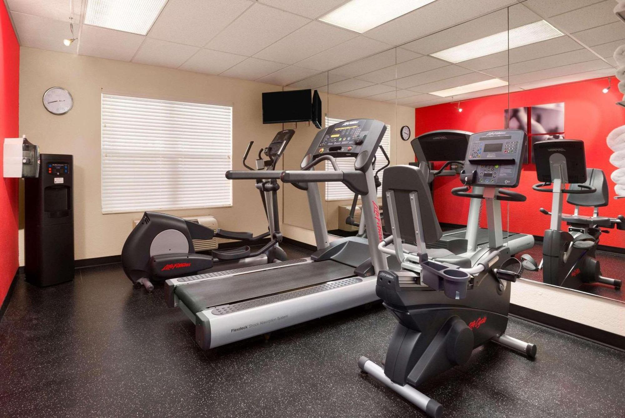 Country Inn & Suites By Radisson, Beckley, Wv ภายนอก รูปภาพ