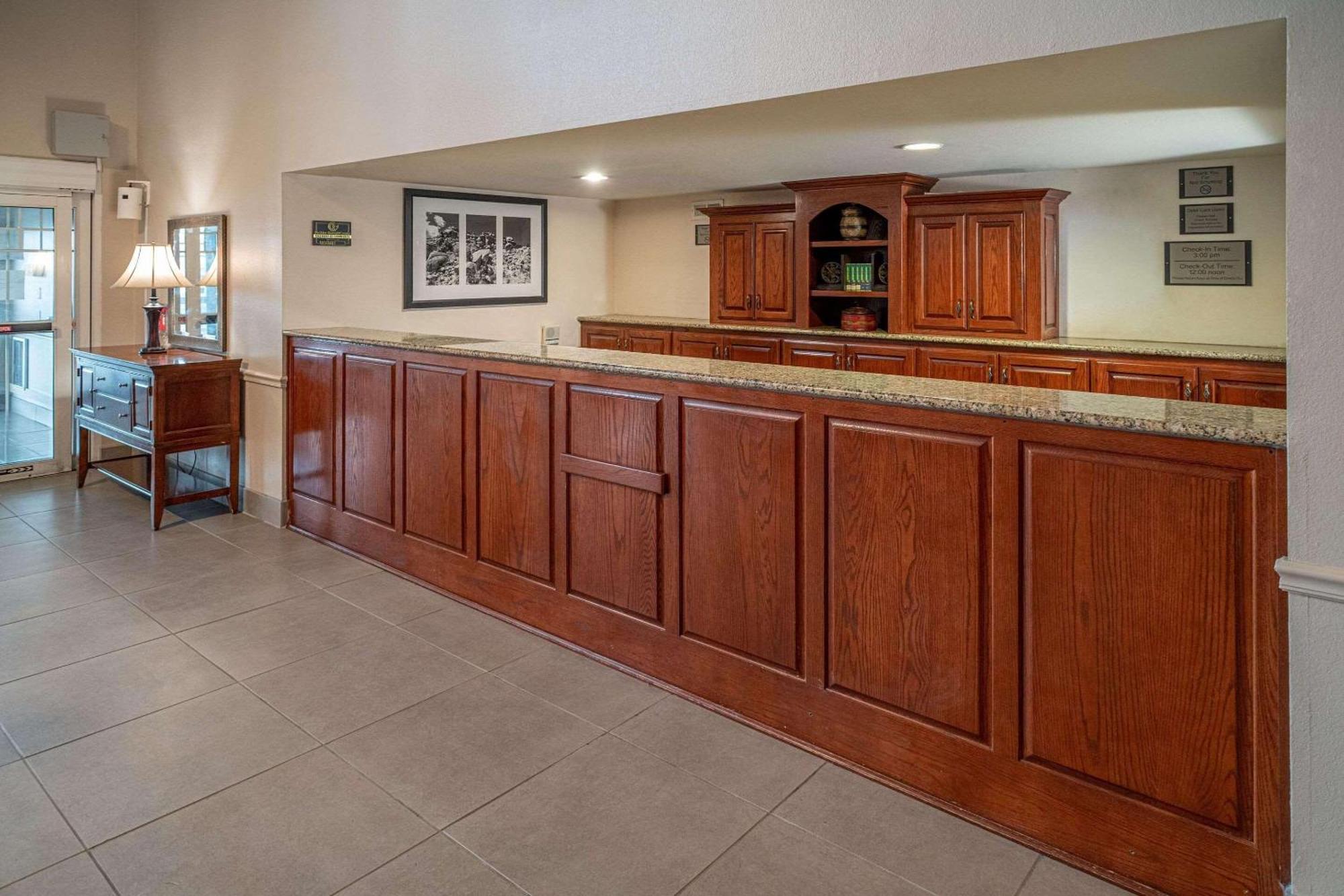 Country Inn & Suites By Radisson, Beckley, Wv ภายนอก รูปภาพ